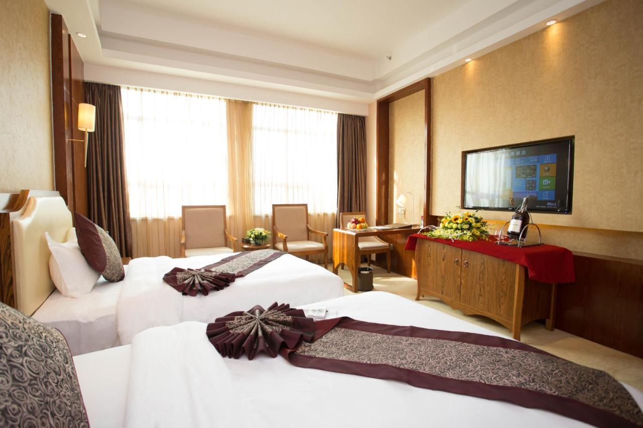 Hong Van Grand Hotel Mong Cai Exterior photo