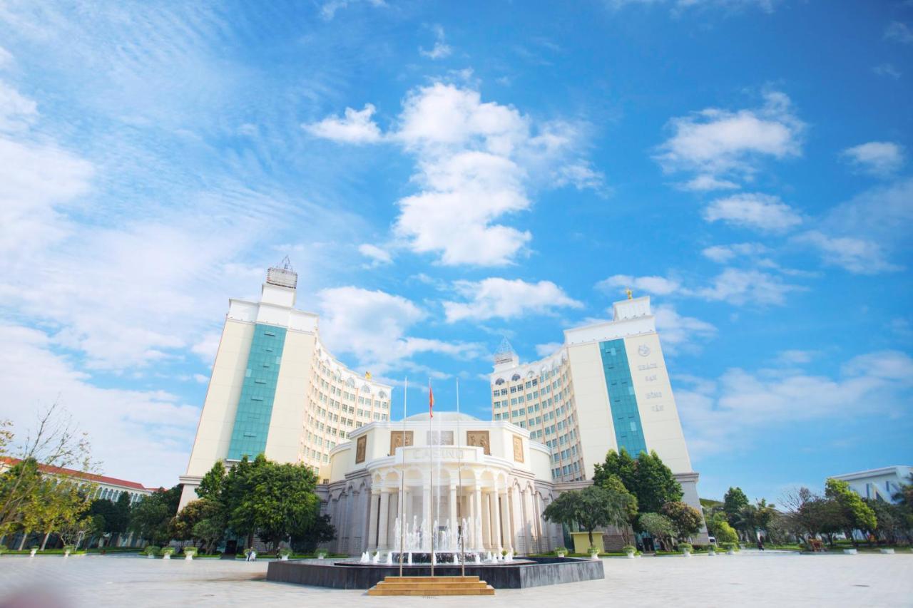 Hong Van Grand Hotel Mong Cai Exterior photo